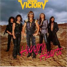 VICTORY / Hungry Hearts