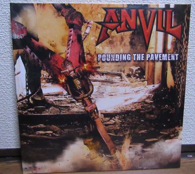 ANVIL / Pounding the Pavement (2LP)