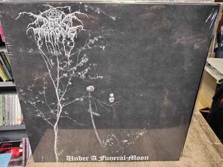 DARKTHRONE  / Under a Funeral Moon (LP)